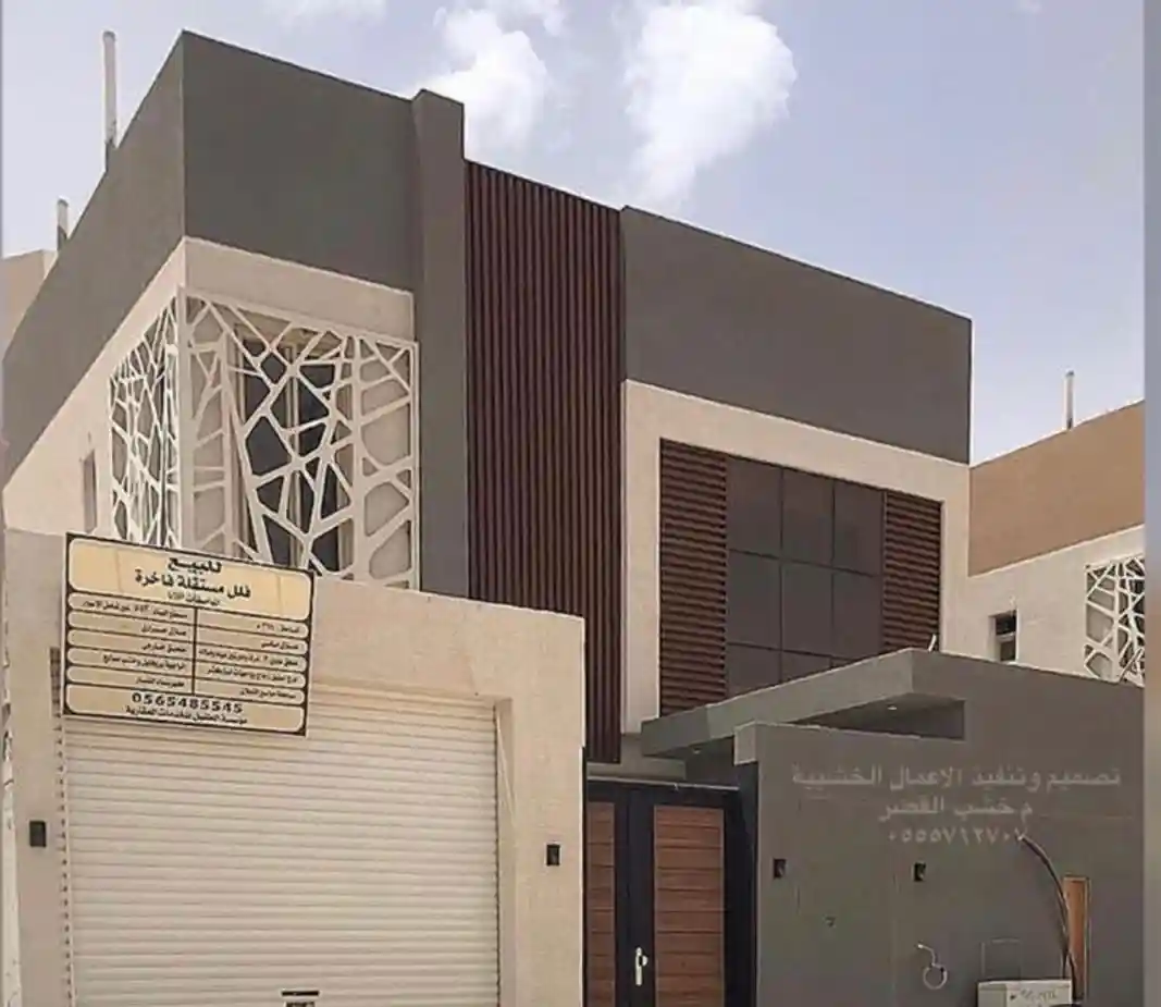 تركيب سواتر متنوعة تجمع بين الخصوصية والجمال المعماري