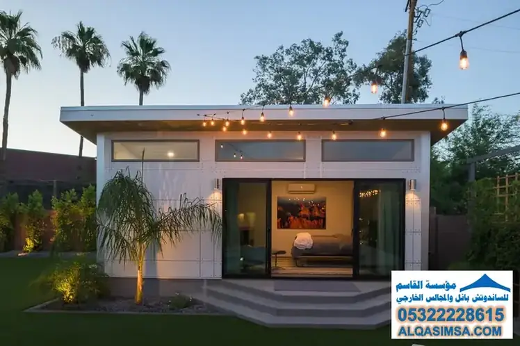 ملحق خارجي بواجهة زجاجية استركشر