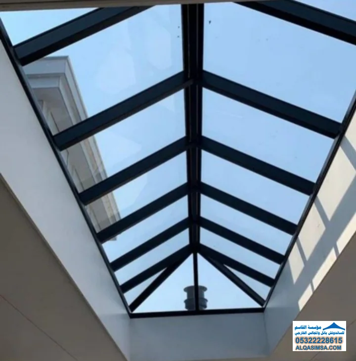 سقف لكسان شفاف صلب في فيلا